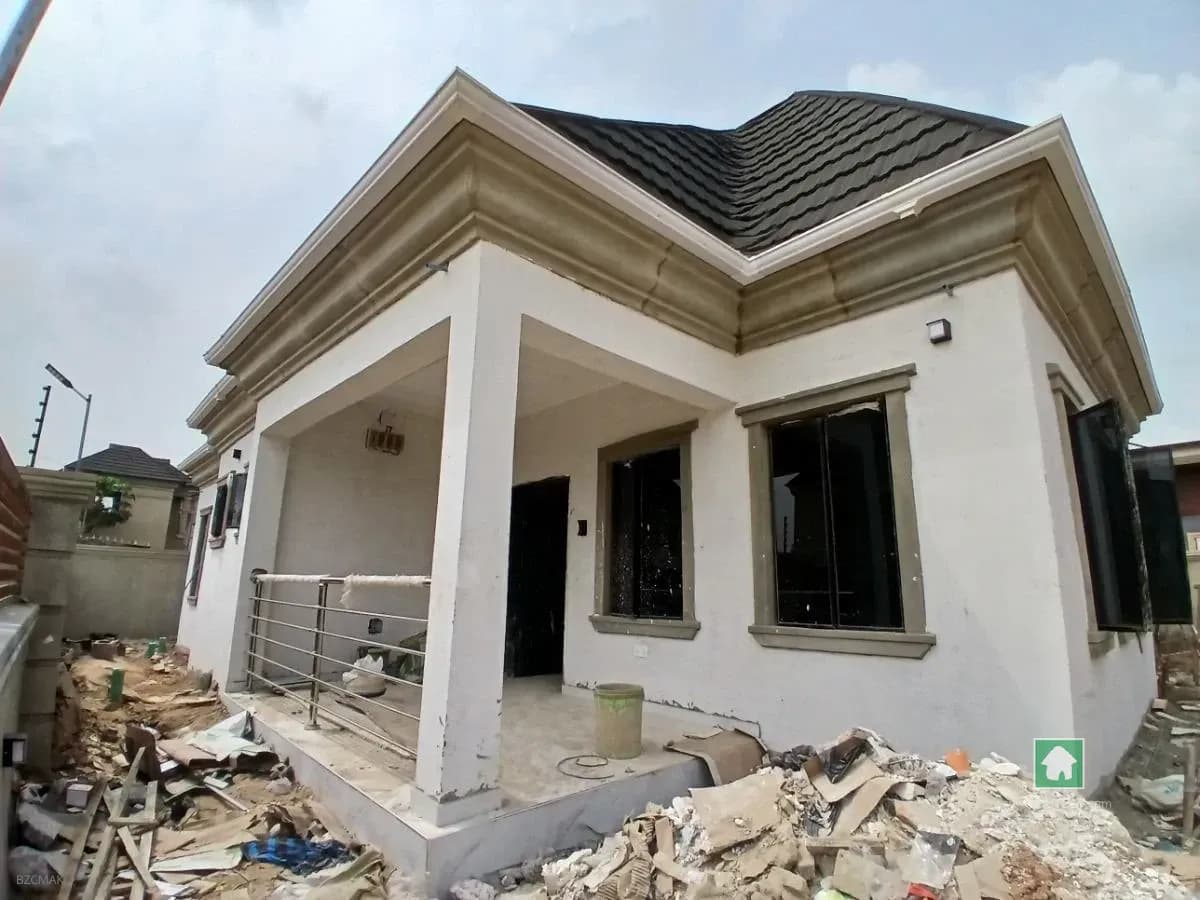 Charming 3 Bedroom Bungalow in Mowe Town, Ogun