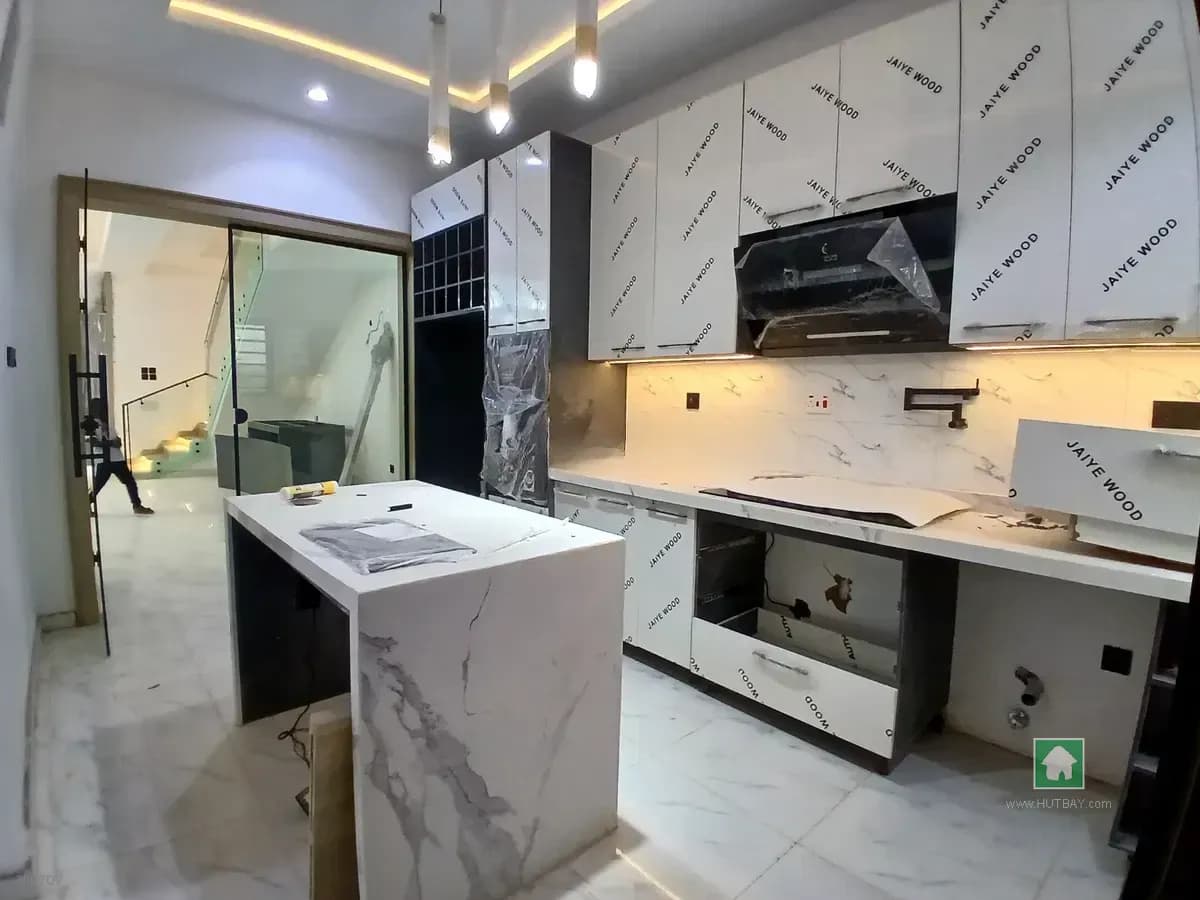 4 Bed Detached Home in Mowe, Mowe Ofada, Ogun