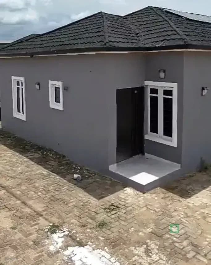Three-Bedroom Bungalow in Mowe Ofada with Modern Amenities